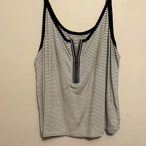 American Eagle Top with adjustable zipper